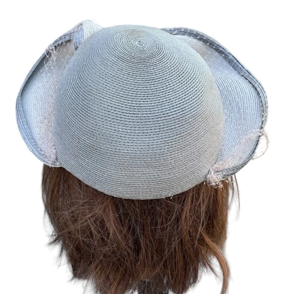 Vintage Style Grey Fascinator Cocktail Hat Pearl Floral Birdcage Veil Church Tea